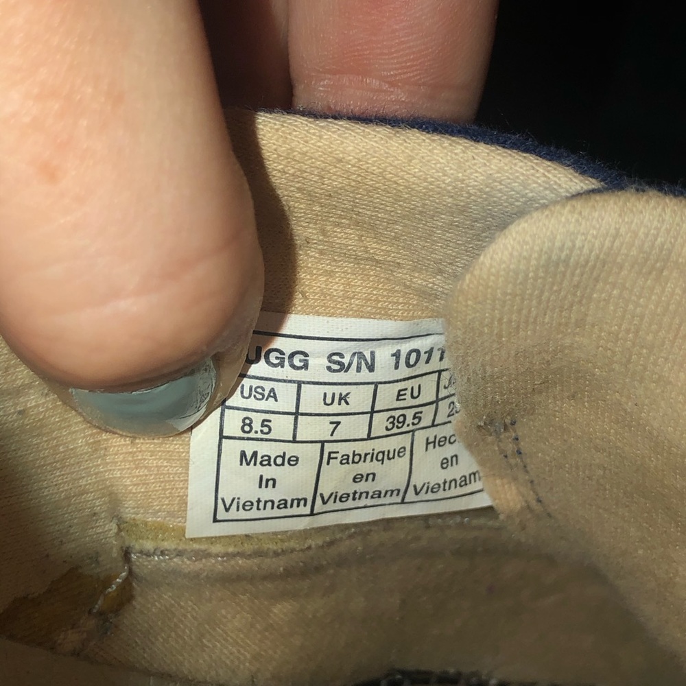 Ugg Shoes! - image 3